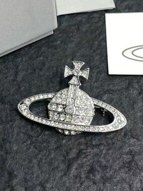 Vivienne Westwood | Jewelry | Vivienne Westwood Bas Orb Relief